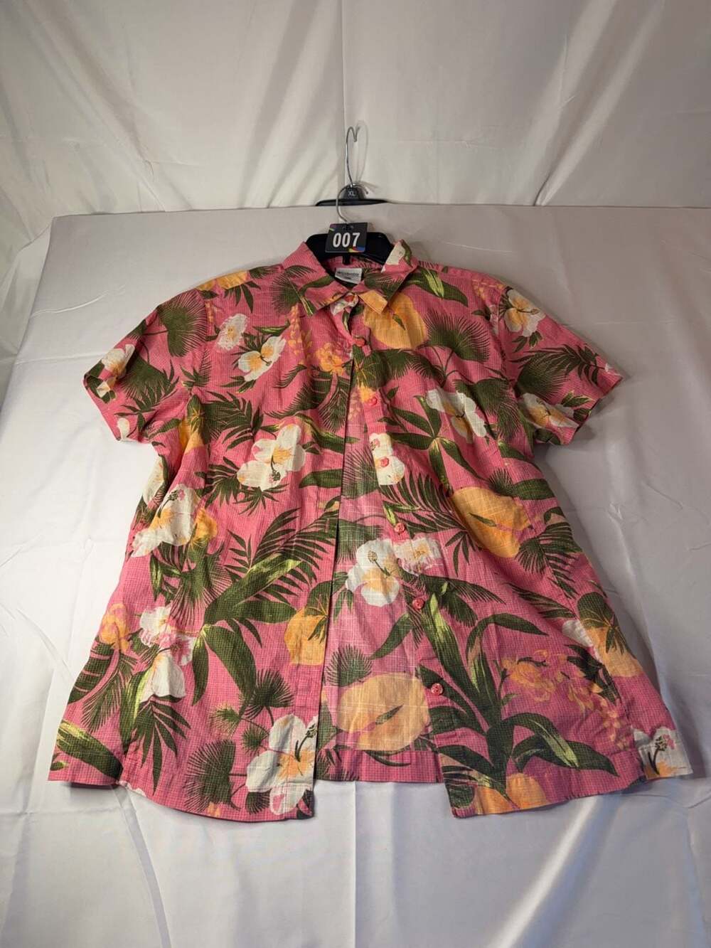 Columbia Sportswear Women's Floral Tropical Short Sleeve Button Down Shirt Size